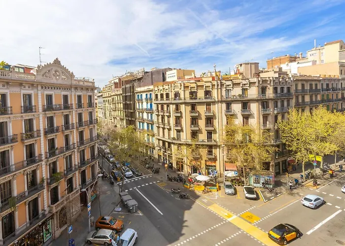 Eix-Dret-Roger De Lluria-Valencia By Interhome